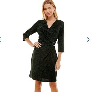 Faux-Wrap Rhinestone Buckle Dress👗